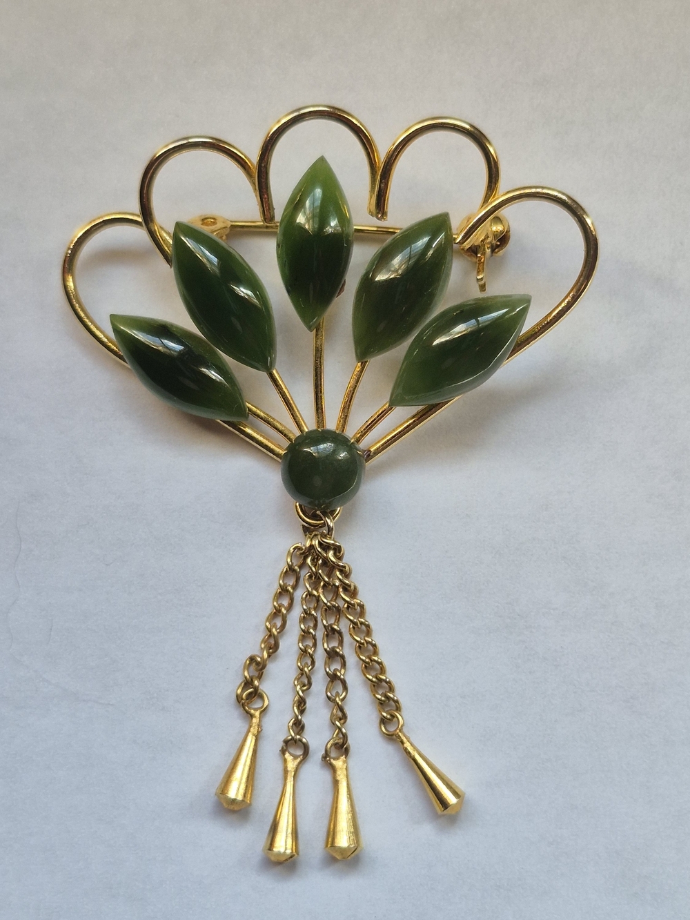 Vintage Art Deco revival style fan shaped faux Jade brooch